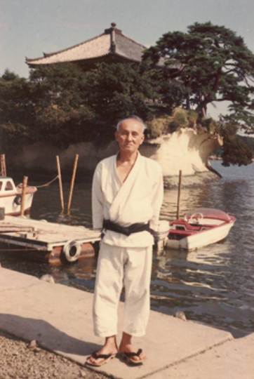 Portrait de Maître Hironori Ōtsuka, fondateur du Wadō-Ryū
